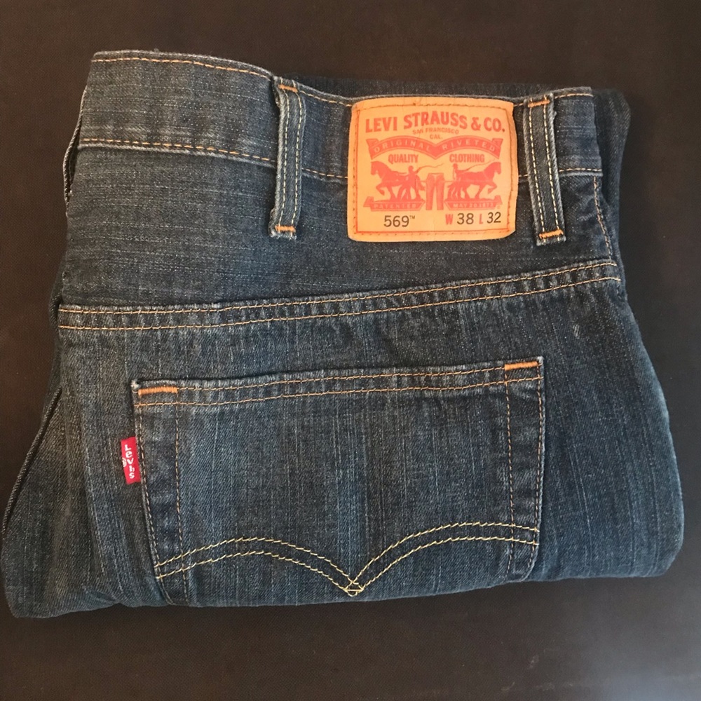 Nwot Levi strauss 569 denim jeans 38x32